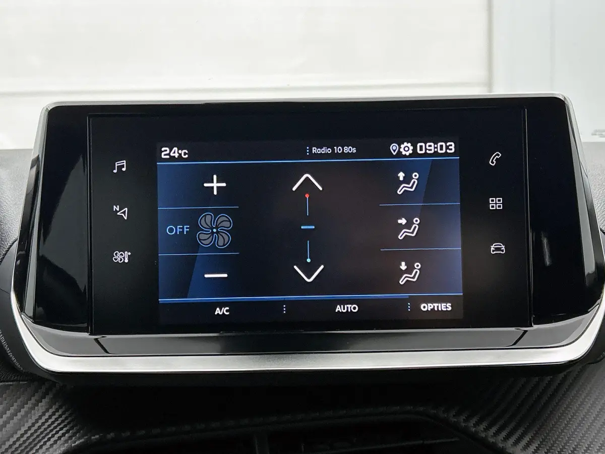 1.2 100pk Allure | Trekhaak | Apple Carplay/Android Auto | LMV 17" | Cruise Control | Climate Conrol | Parkeersensoren achter