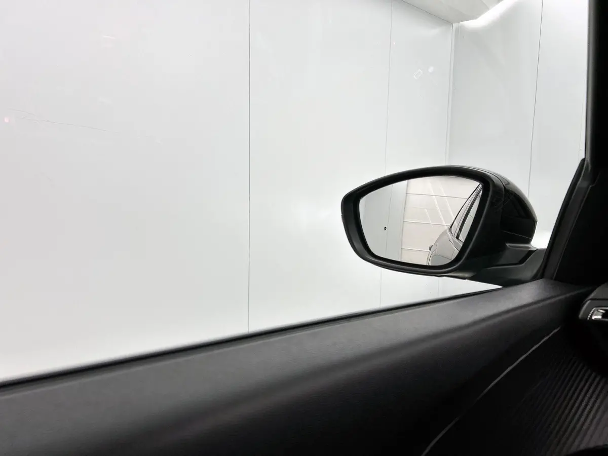 1.2 100pk Allure | Trekhaak | Apple Carplay/Android Auto | LMV 17" | Cruise Control | Climate Conrol | Parkeersensoren achter