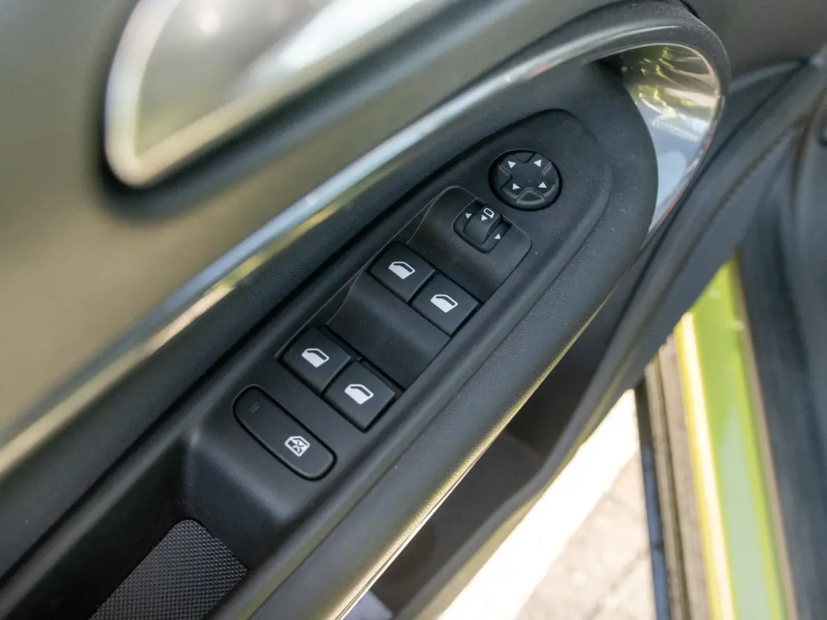 Sport 54 kWh | Navi | Bicolore l Camera