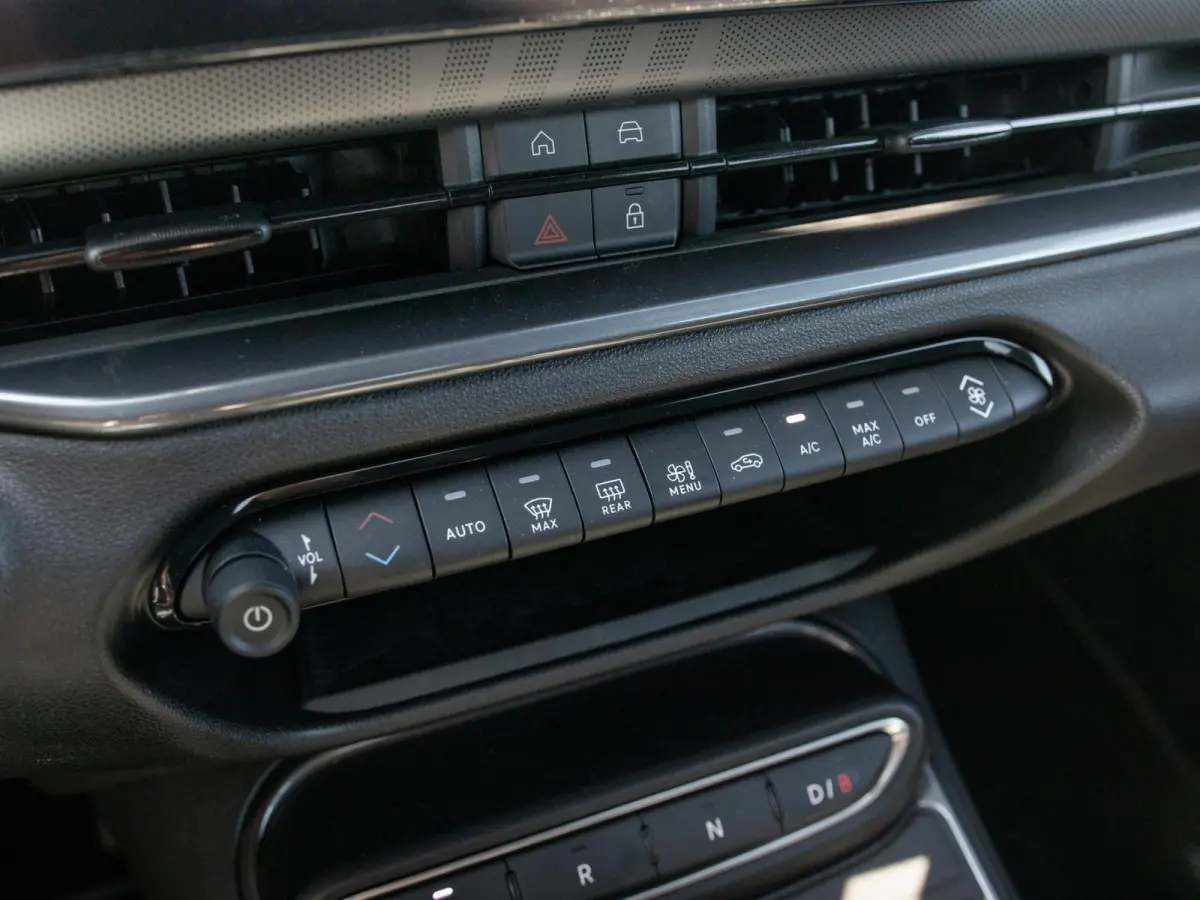 Sport 54 kWh | Navi | Bicolore l Camera