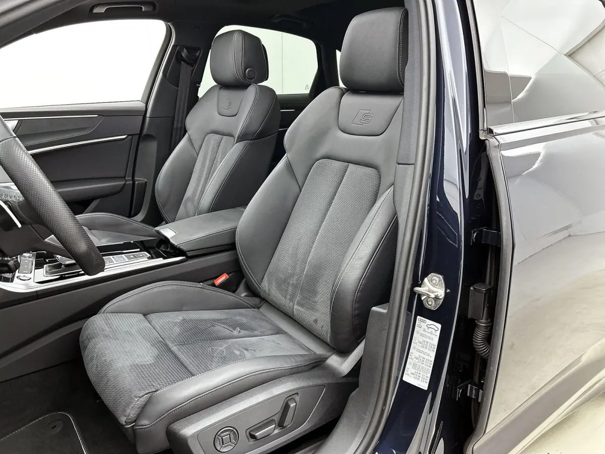 50 TFSI e quattro S edition Competition 299 PK | Automaat | Navigatie | 360 Camera | Panoramadak | Adaptive Cruise Control | Climate Control | Stoelverwarming | Parkeersensoren | Virtual Coc