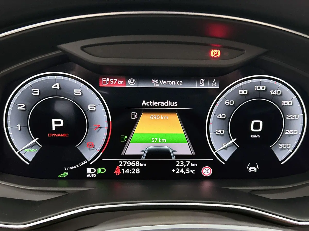 50 TFSI e quattro S edition Competition 299 PK | Automaat | Navigatie | 360 Camera | Panoramadak | Adaptive Cruise Control | Climate Control | Stoelverwarming | Parkeersensoren | Virtual Coc