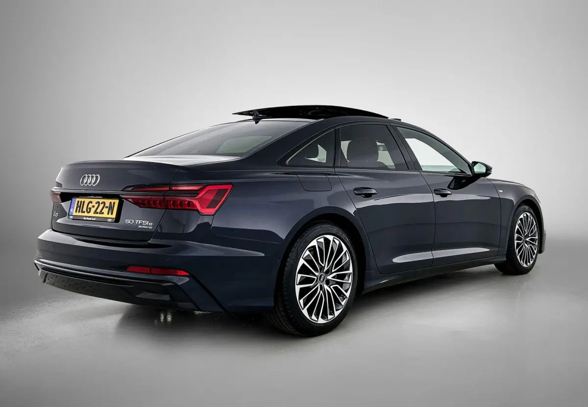 50 TFSI e quattro S edition Competition 299 PK | Automaat | Navigatie | 360 Camera | Panoramadak | Adaptive Cruise Control | Climate Control | Stoelverwarming | Parkeersensoren | Virtual Coc