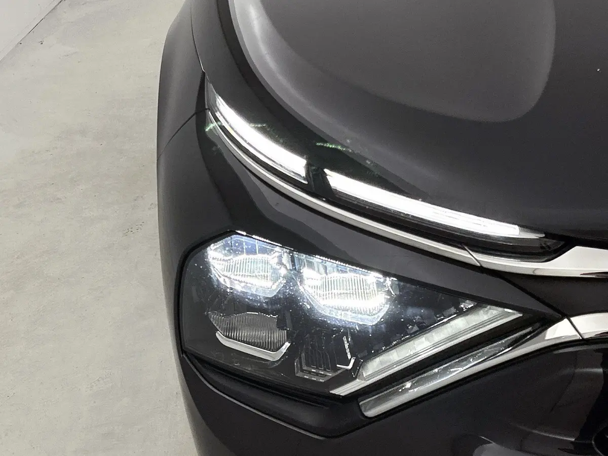 1.2 130pk Automaat Shine | Automaat | Lederen bekleding | Panoramadak | Schuifdak | Camera | Parkeersensoren | DAB | Navigatie | Apple carplay | Android auto | LED | Adaptive cruise control 