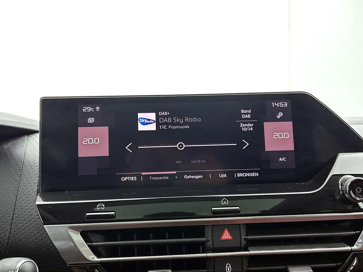 1.2 130pk Automaat Shine | Automaat | Lederen bekleding | Panoramadak | Schuifdak | Camera | Parkeersensoren | DAB | Navigatie | Apple carplay | Android auto | LED | Adaptive cruise control 