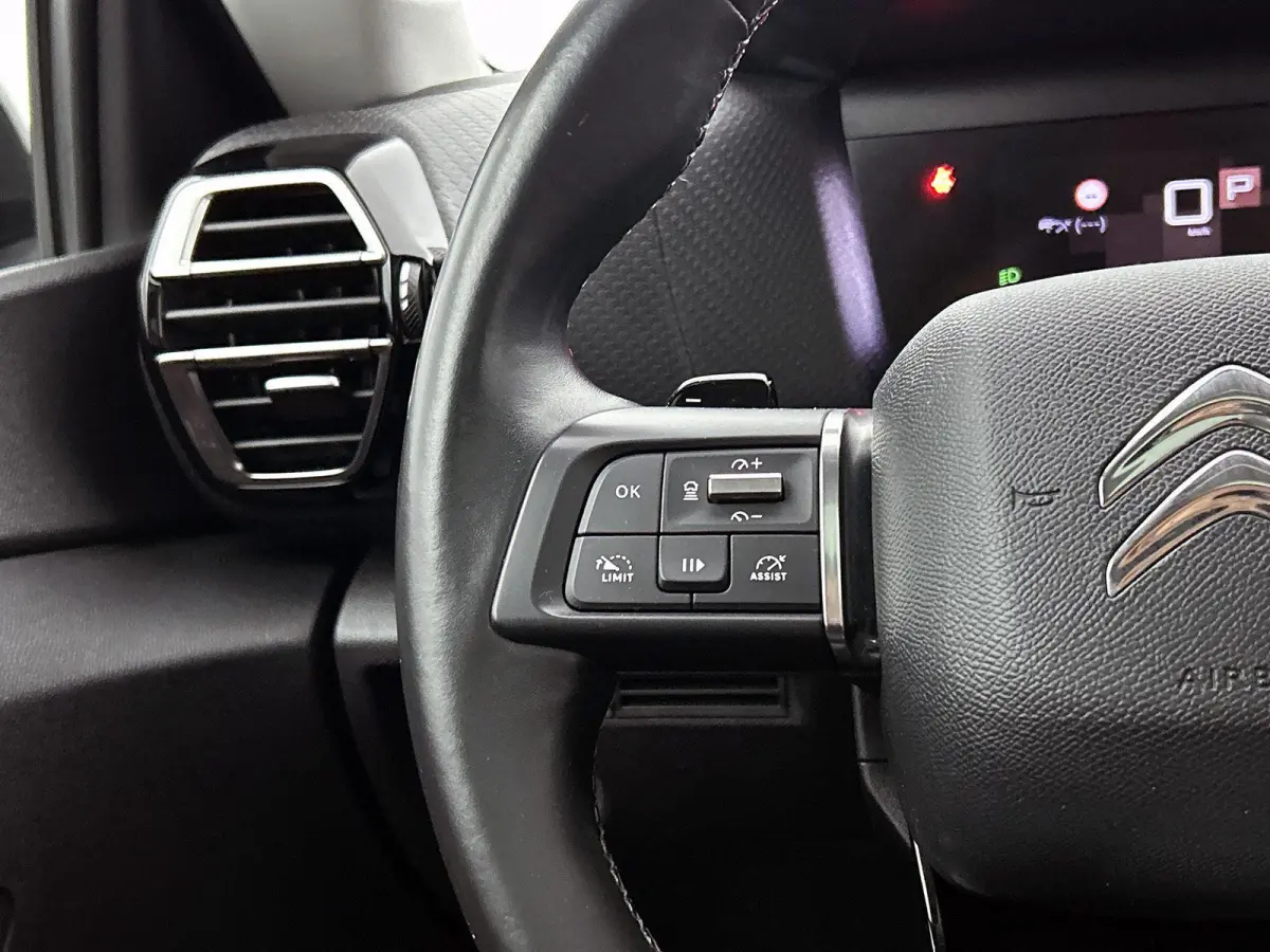 1.2 130pk Automaat Shine | Automaat | Lederen bekleding | Panoramadak | Schuifdak | Camera | Parkeersensoren | DAB | Navigatie | Apple carplay | Android auto | LED | Adaptive cruise control 