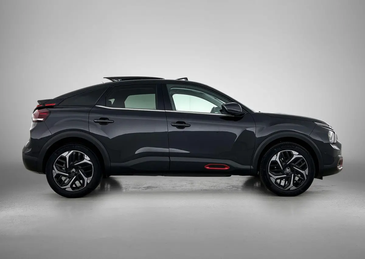 1.2 130pk Automaat Shine | Automaat | Lederen bekleding | Panoramadak | Schuifdak | Camera | Parkeersensoren | DAB | Navigatie | Apple carplay | Android auto | LED | Adaptive cruise control 