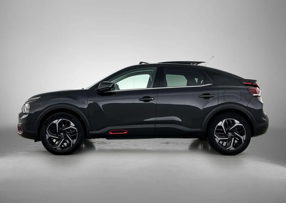 1.2 130pk Automaat Shine | Automaat | Lederen bekleding | Panoramadak | Schuifdak | Camera | Parkeersensoren | DAB | Navigatie | Apple carplay | Android auto | LED | Adaptive cruise control 