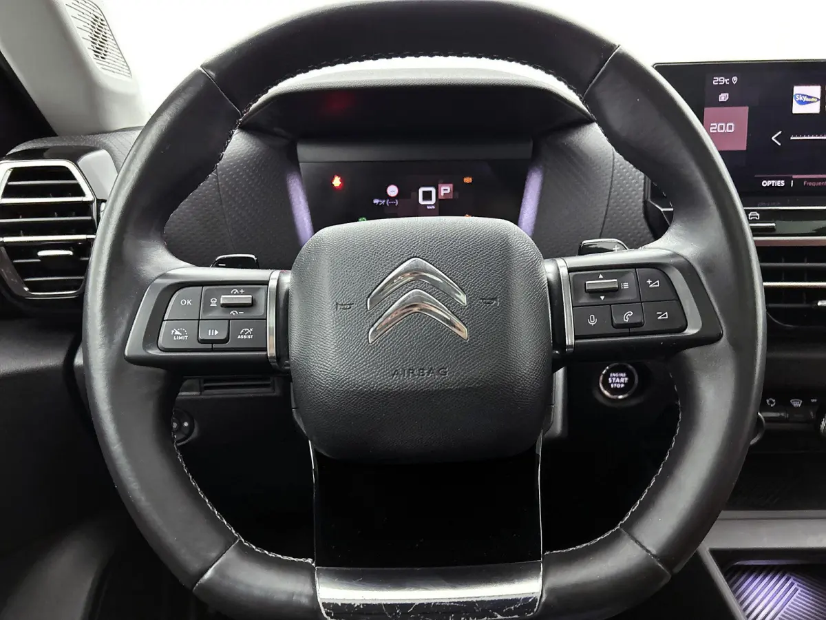 1.2 130pk Automaat Shine | Automaat | Lederen bekleding | Panoramadak | Schuifdak | Camera | Parkeersensoren | DAB | Navigatie | Apple carplay | Android auto | LED | Adaptive cruise control 