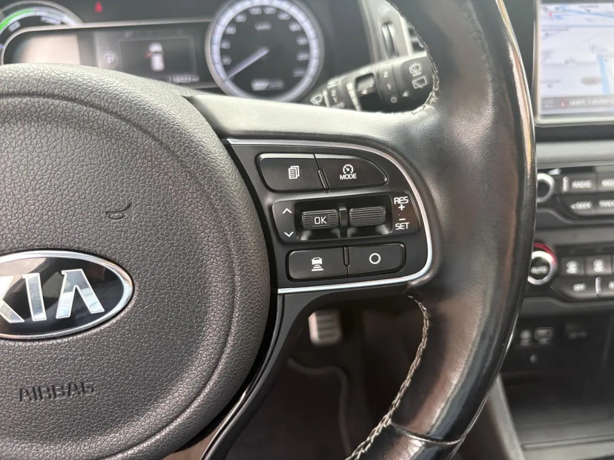 1.6 GDi Hybrid ExecutiveLine | Trekhaak | Stoel verwarming en koeling | Lederen bekleding | Navigatie | Dodehoek detectie | Apple Carplay / Android Auto | Verbruik 1 op 20!
