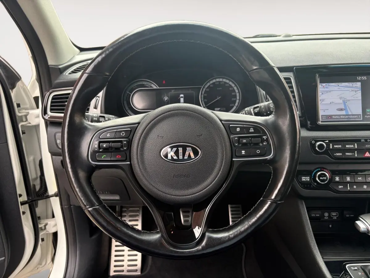 1.6 GDi Hybrid ExecutiveLine | Trekhaak | Stoel verwarming en koeling | Lederen bekleding | Navigatie | Dodehoek detectie | Apple Carplay / Android Auto | Verbruik 1 op 20!