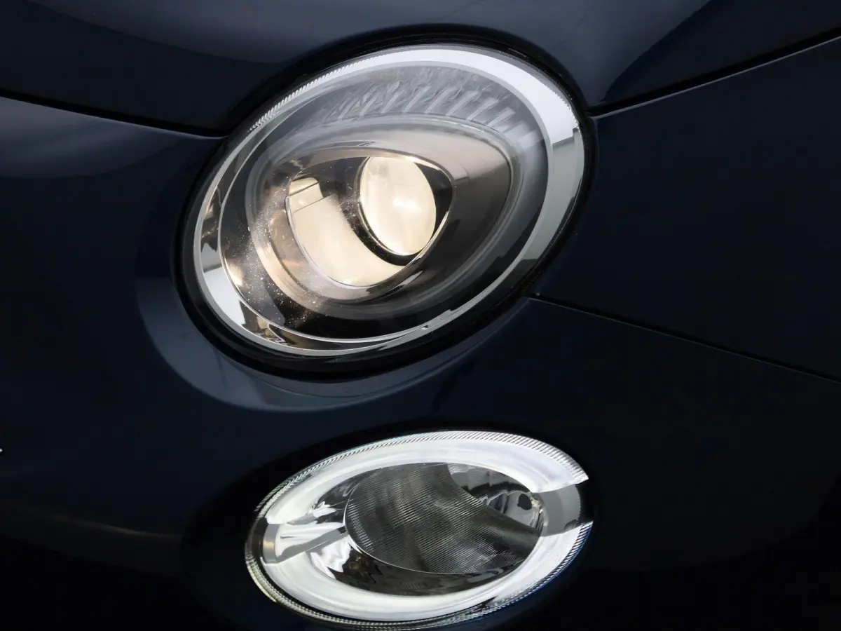 1.0 Hybrid Lounge | PARKEERSENSOREN | CRUISE CONTROL | NAVIGATIE | LMV | LED |