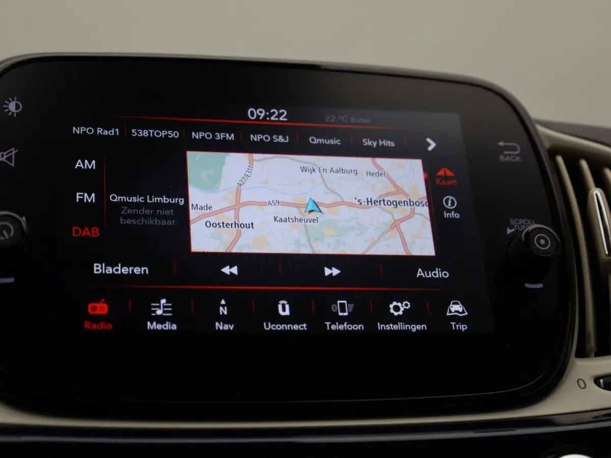 1.0 Hybrid Lounge | PARKEERSENSOREN | CRUISE CONTROL | NAVIGATIE | LMV | LED |