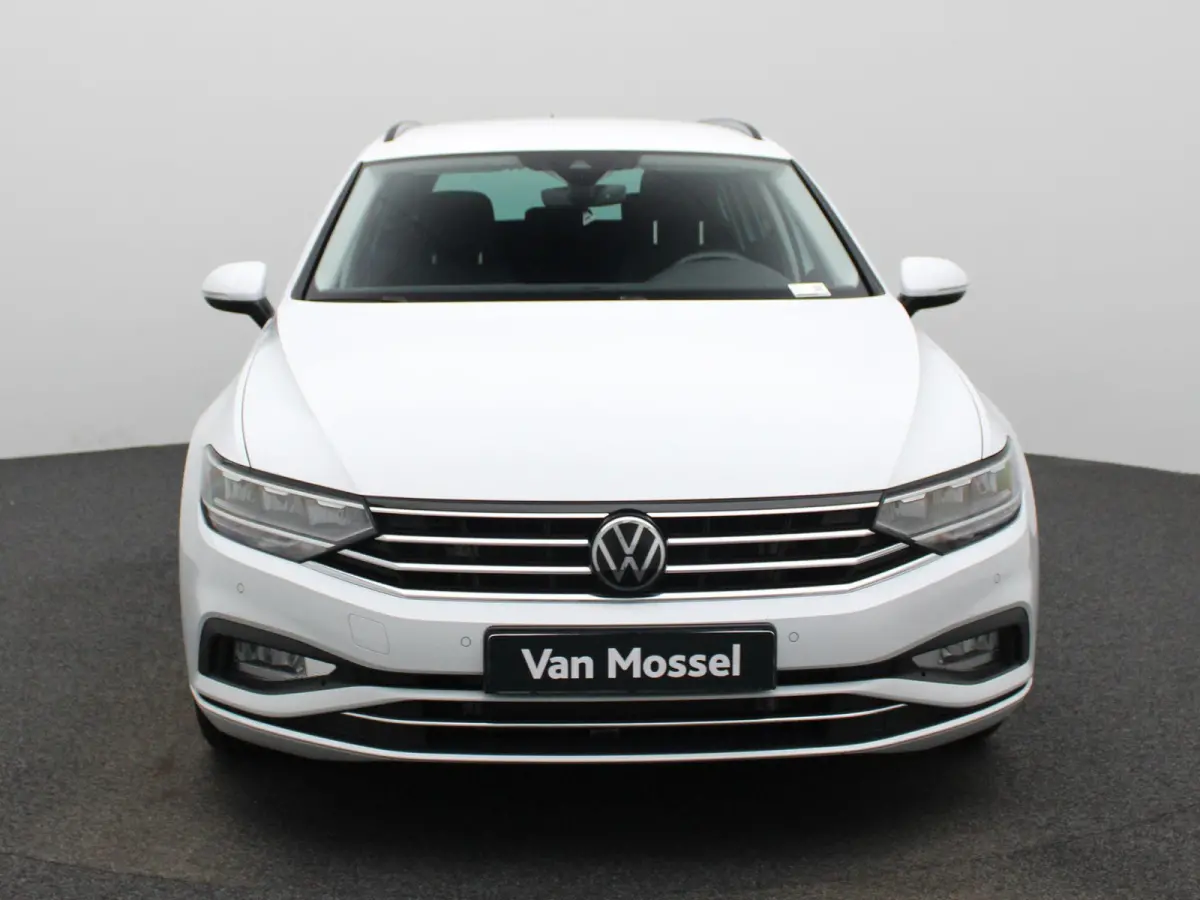2.0 TDI Business | TREKHAAK | NAVIGATIE | STOELVERWARMING | CAMERA | KEYLESS | CLIMATE CONTROL | ADAPTIEF CRUISECONTROL | LMV |