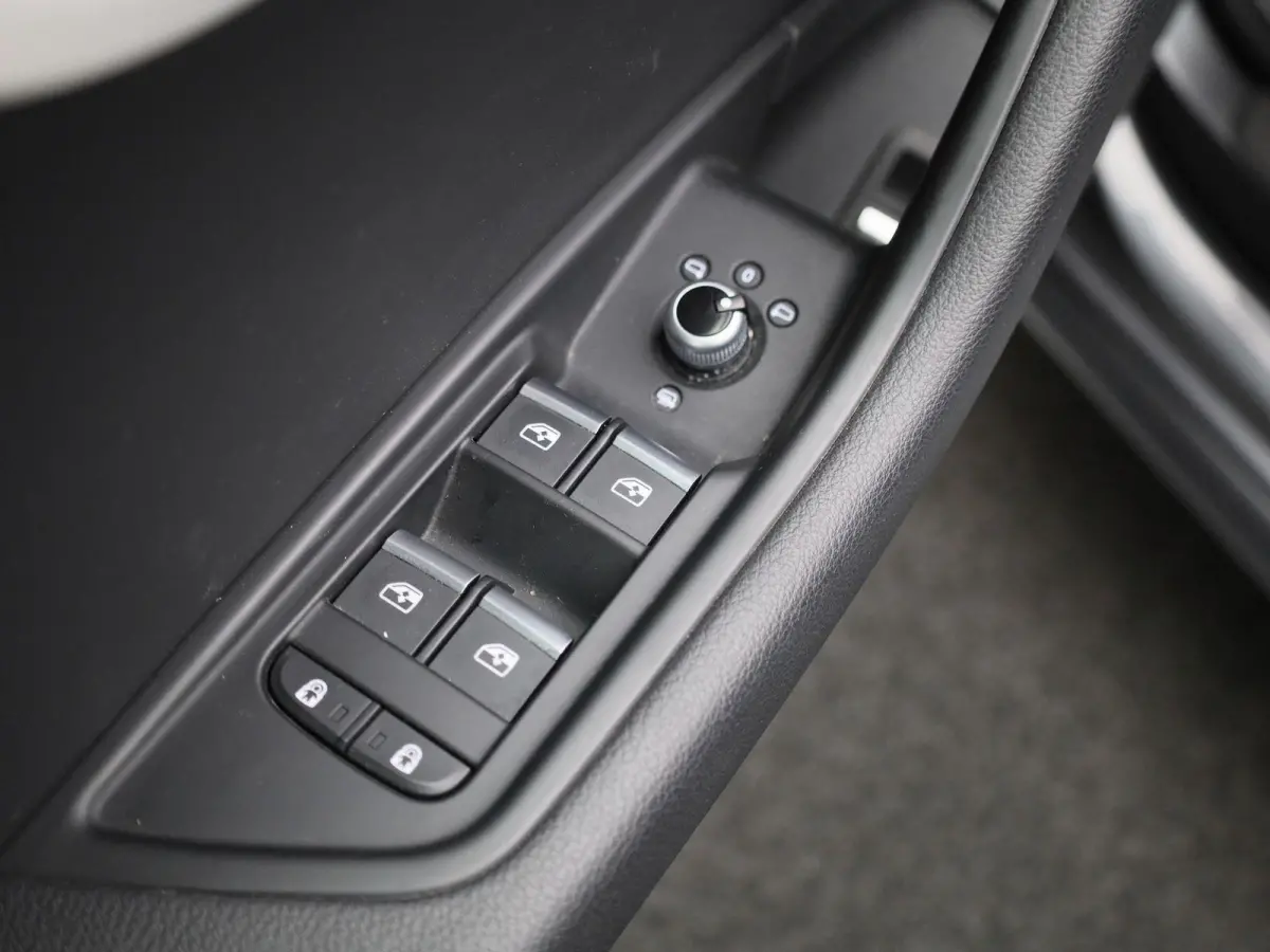 35 TFSI S edition Competition | CLIMATE CONTROL | ELEK.KOFFERBAK | NAVIGATIE | HALF-LEDER | DIGITAAL DASHBOARD | LMV | PARKEERSENSOREN | KEYLESS | LED | SFEERVERLICHTING |