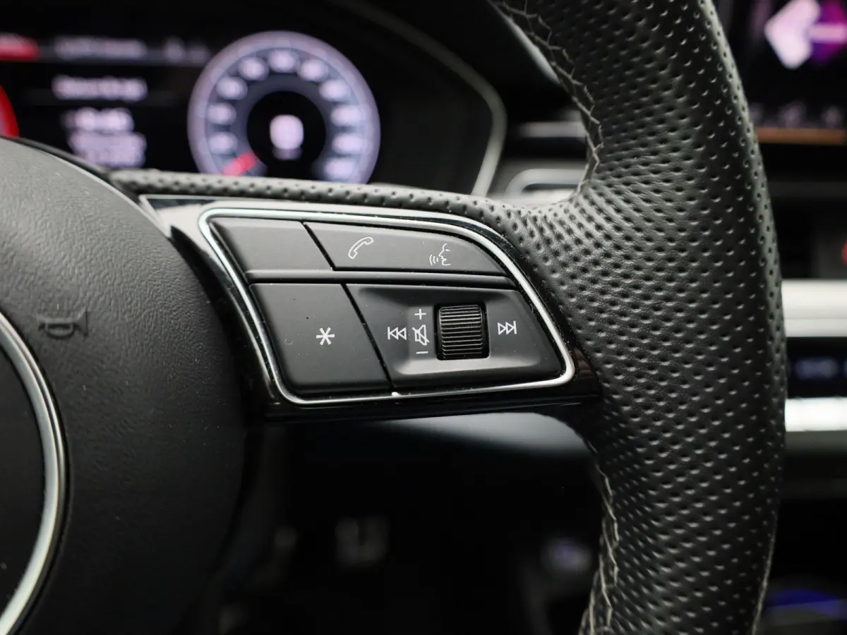 35 TFSI S edition Competition | CLIMATE CONTROL | ELEK.KOFFERBAK | NAVIGATIE | HALF-LEDER | DIGITAAL DASHBOARD | LMV | PARKEERSENSOREN | KEYLESS | LED | SFEERVERLICHTING |