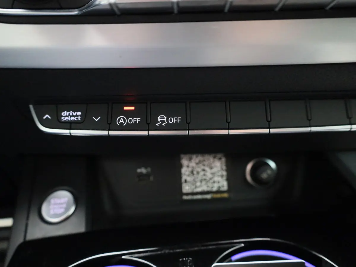 35 TFSI S edition Competition | CLIMATE CONTROL | ELEK.KOFFERBAK | NAVIGATIE | HALF-LEDER | DIGITAAL DASHBOARD | LMV | PARKEERSENSOREN | KEYLESS | LED | SFEERVERLICHTING |