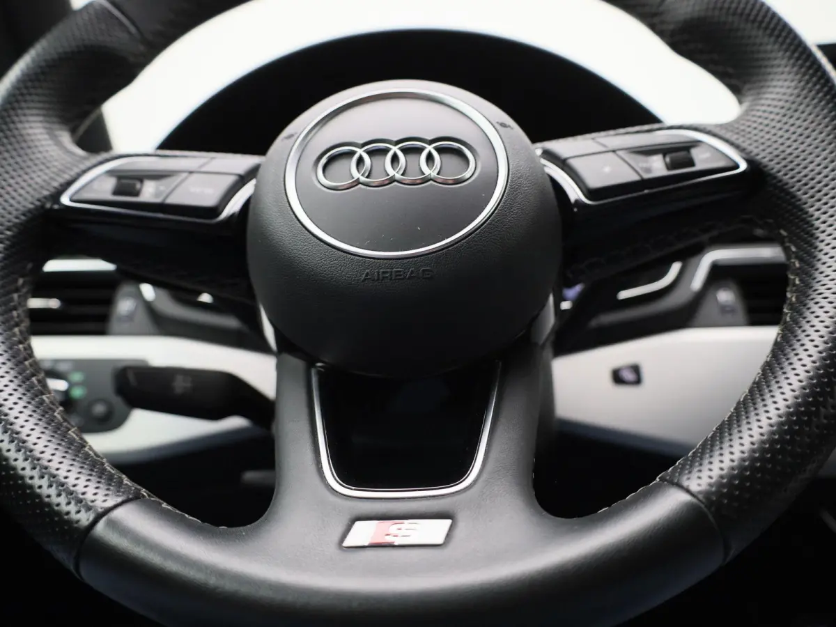 35 TFSI S edition Competition | CLIMATE CONTROL | ELEK.KOFFERBAK | NAVIGATIE | HALF-LEDER | DIGITAAL DASHBOARD | LMV | PARKEERSENSOREN | KEYLESS | LED | SFEERVERLICHTING |