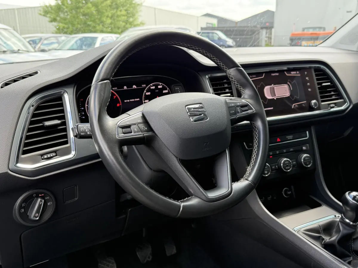 BWJ 2020 1.0 EcoTSI 116 PK Style Business Intense TREKHAAK | PANO | VIRTUAL COCKPIT | BEATS AUDIO | CARPLAY + ANDROID |  NAVI | CLIMA | CRUISE | BLUETOOTH | CAMERA | PDC | LMV | MULTIFUNCT. 