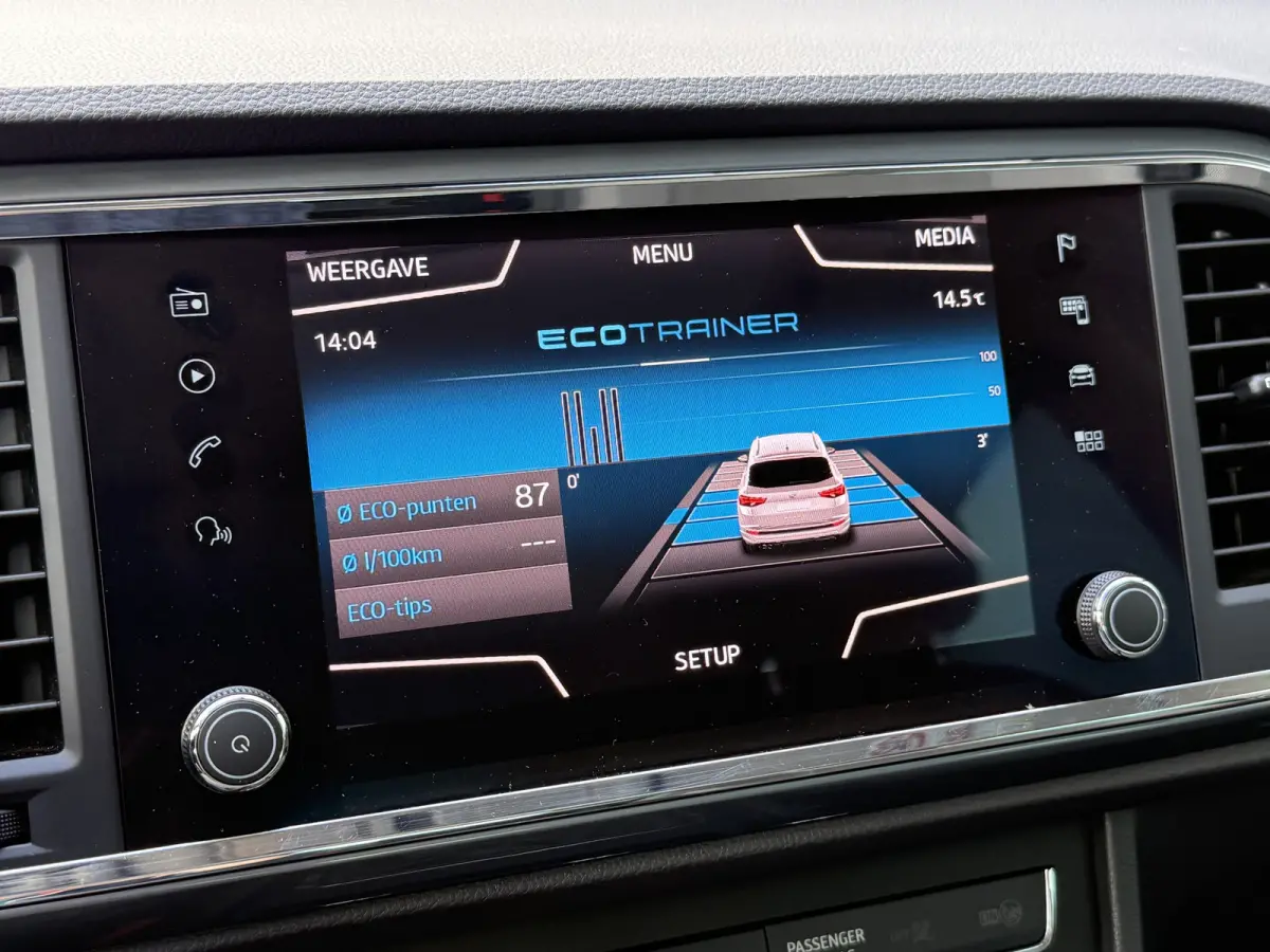 BWJ 2020 1.0 EcoTSI 116 PK Style Business Intense TREKHAAK | PANO | VIRTUAL COCKPIT | BEATS AUDIO | CARPLAY + ANDROID |  NAVI | CLIMA | CRUISE | BLUETOOTH | CAMERA | PDC | LMV | MULTIFUNCT. 