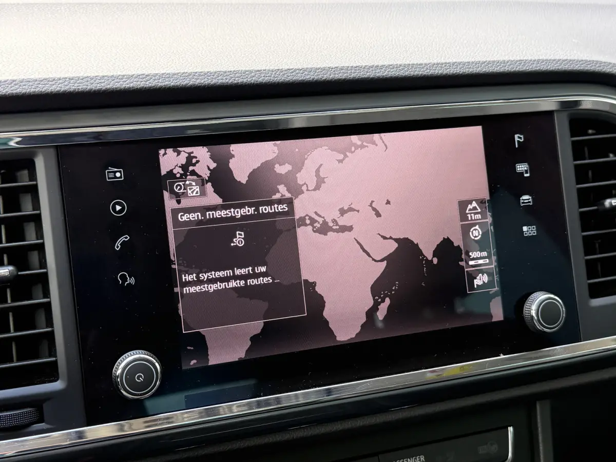 BWJ 2020 1.0 EcoTSI 116 PK Style Business Intense TREKHAAK | PANO | VIRTUAL COCKPIT | BEATS AUDIO | CARPLAY + ANDROID |  NAVI | CLIMA | CRUISE | BLUETOOTH | CAMERA | PDC | LMV | MULTIFUNCT. 