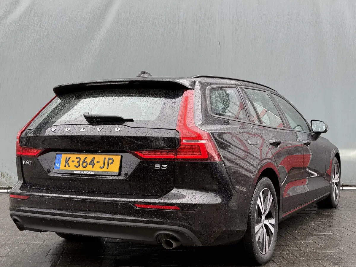 BWJ 2021 2.0 B4 200 PK Momentum Advantage AUTOMAAT | NAVI | CLIMA | CRUISE | CARPLAY & ANDROID | LANE ASSIST | DAB | PDC | LMV