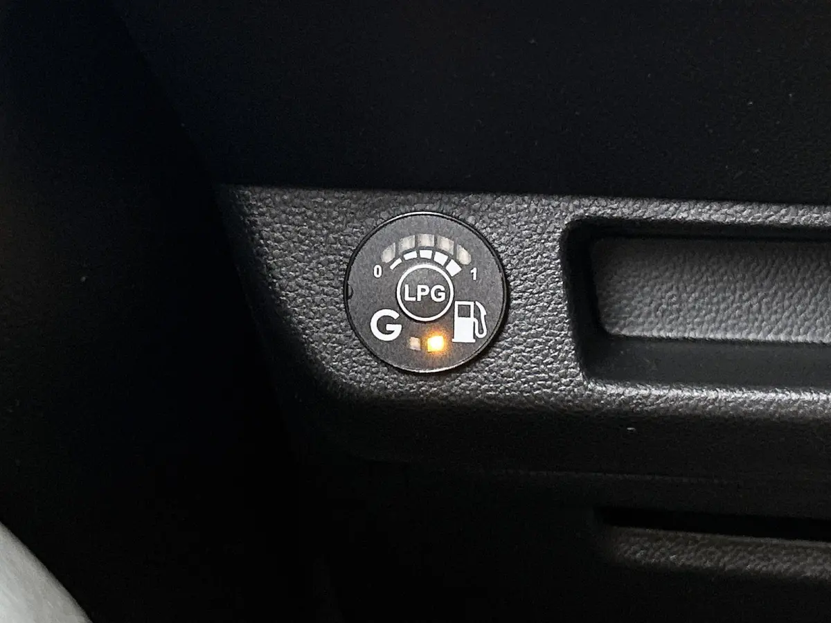 1.0 TCe Initiale Paris | Trekhaak | Camera | Airco | Cruise Control | Navigatie | LPG-Installatie