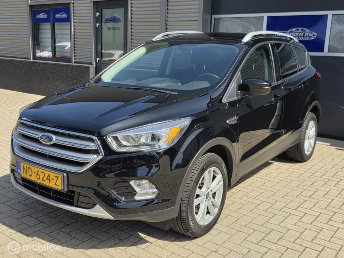 1.5 EcoBoost Trend Essential trekhaak
