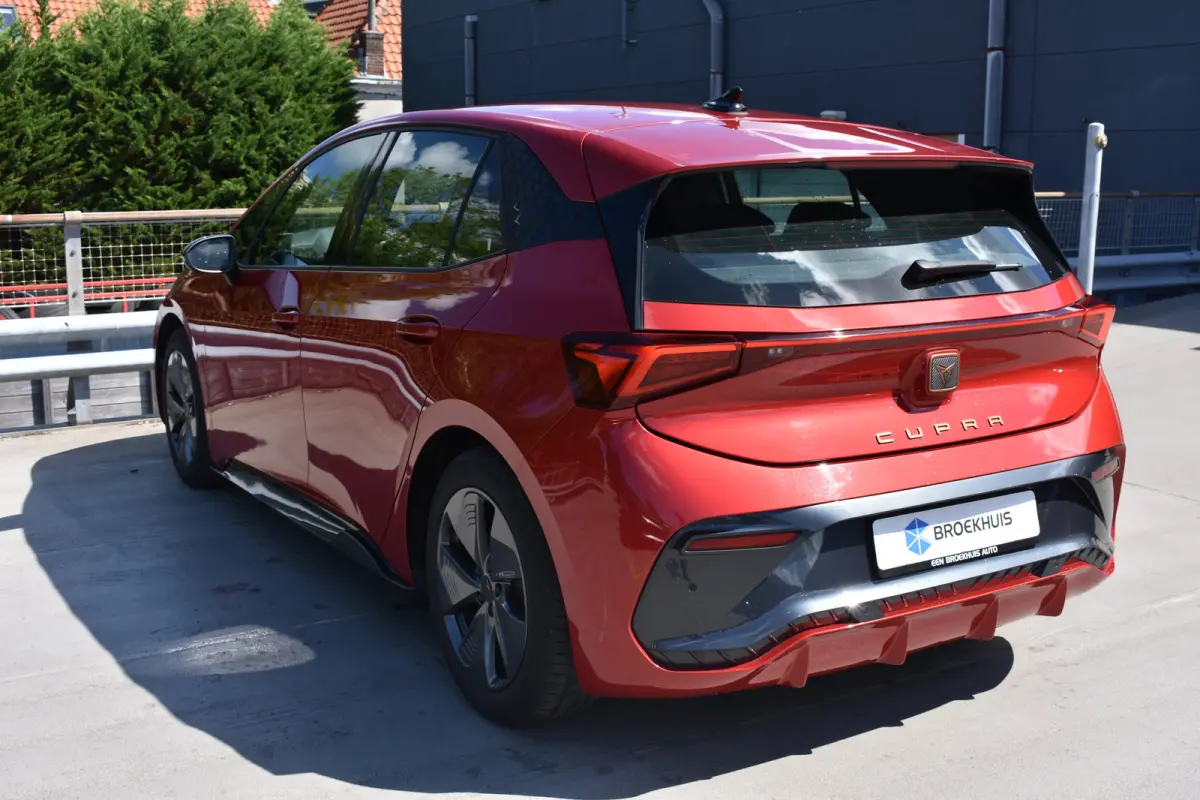 62kWh Impulse 204PK | Warmtepomp | BeatsAudio | Cargo pakket | Verwarmbaar stuurwiel