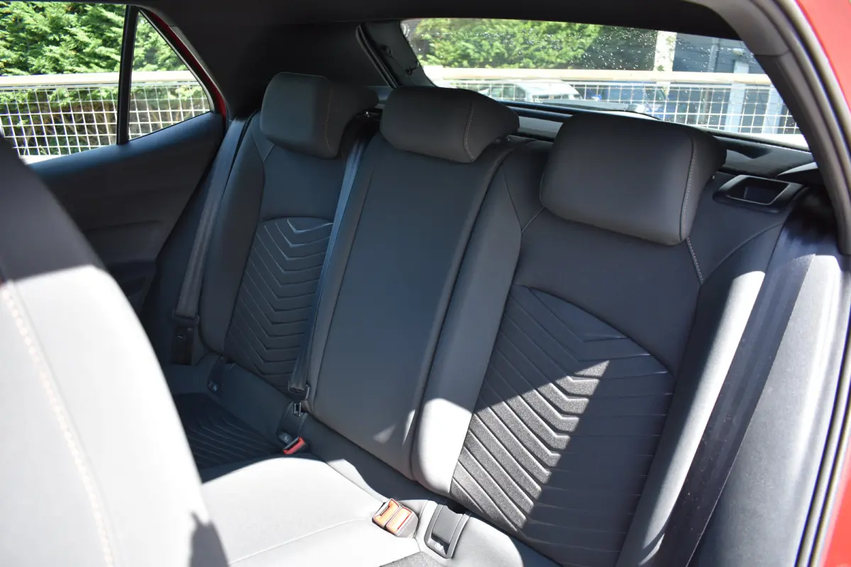 62kWh Impulse 204PK | Warmtepomp | BeatsAudio | Cargo pakket | Verwarmbaar stuurwiel