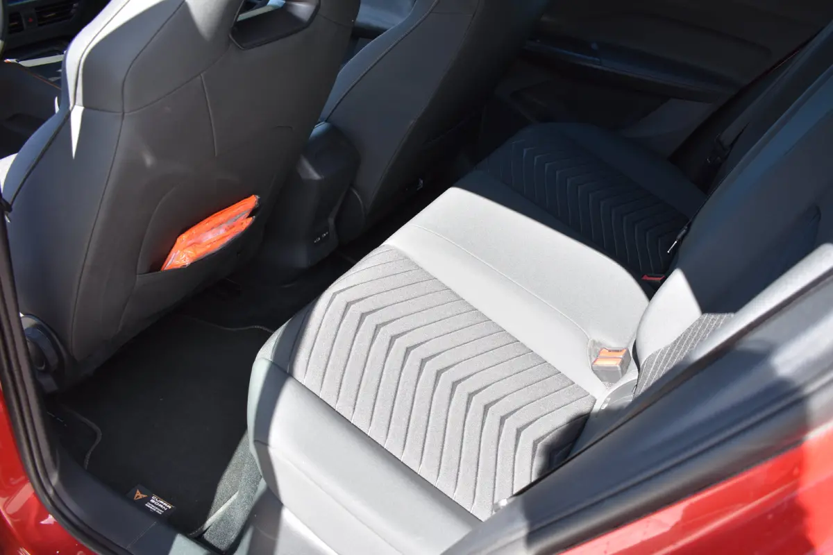 62kWh Impulse 204PK | Warmtepomp | BeatsAudio | Cargo pakket | Verwarmbaar stuurwiel