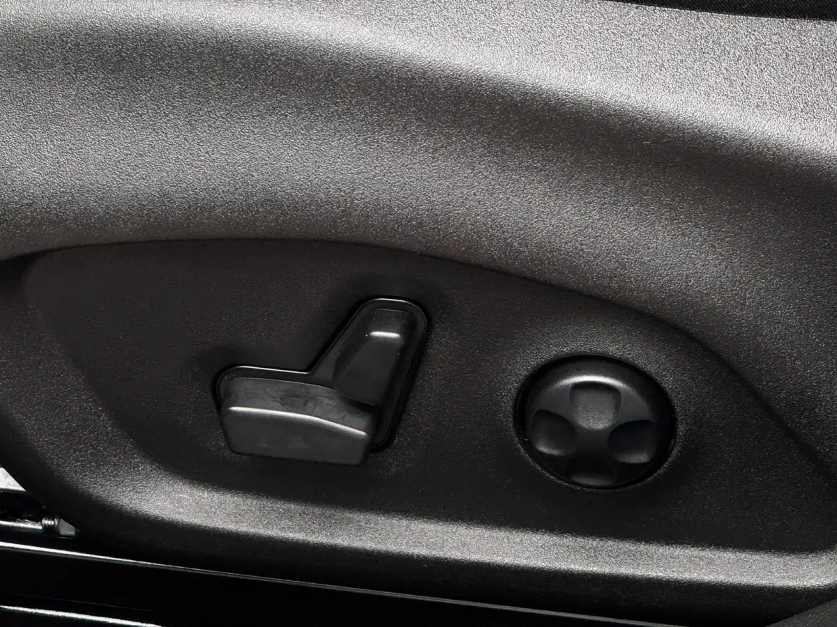 1.5T Hybrid Veloce | Leder + Memory | Alfa dealer onderhouden | Harman/Kardon | 360 Camera | Winter Pack