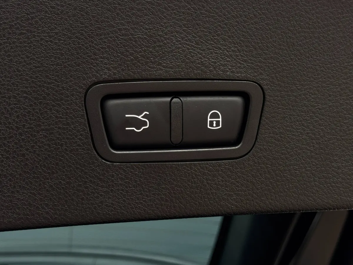 1.5T Hybrid Veloce | Leder + Memory | Alfa dealer onderhouden | Harman/Kardon | 360 Camera | Winter Pack