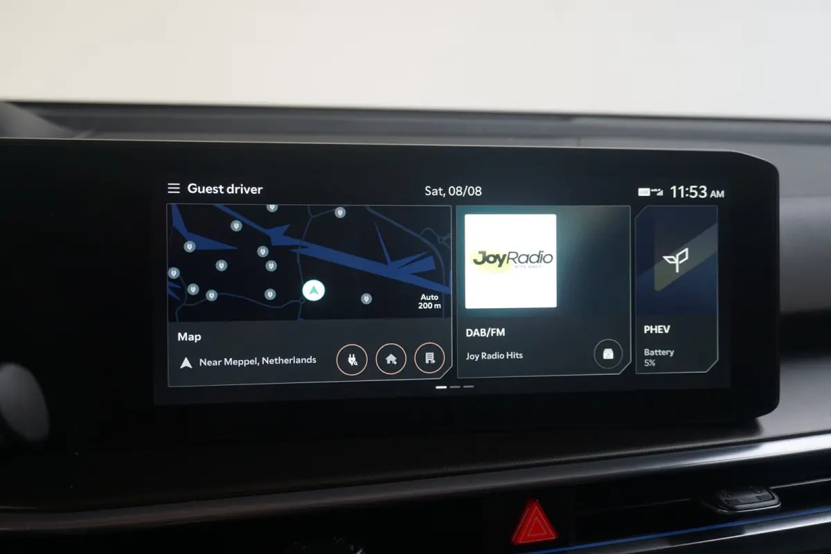 1.6 T-GDi Plug-in Hybrid 4WD ExecutiveLine 7-Persoons | 100% SoH | Trekhaak Afneembaar | Full Options | | Achterbank verwarmd | Achteruitrijcamera | Audio installatie premium