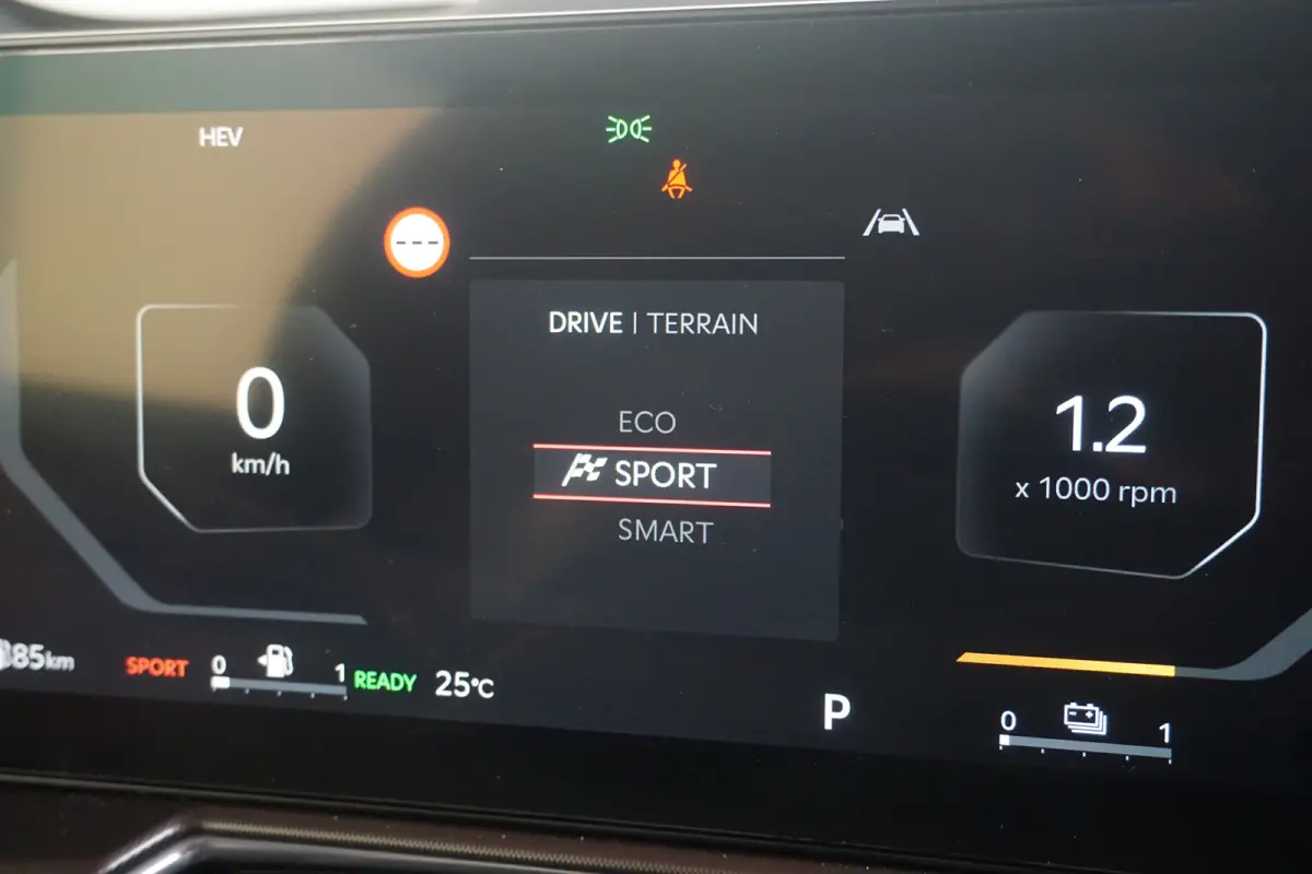 1.6 T-GDi Plug-in Hybrid 4WD ExecutiveLine 7-Persoons | 100% SoH | Trekhaak Afneembaar | Full Options | | Achterbank verwarmd | Achteruitrijcamera | Audio installatie premium