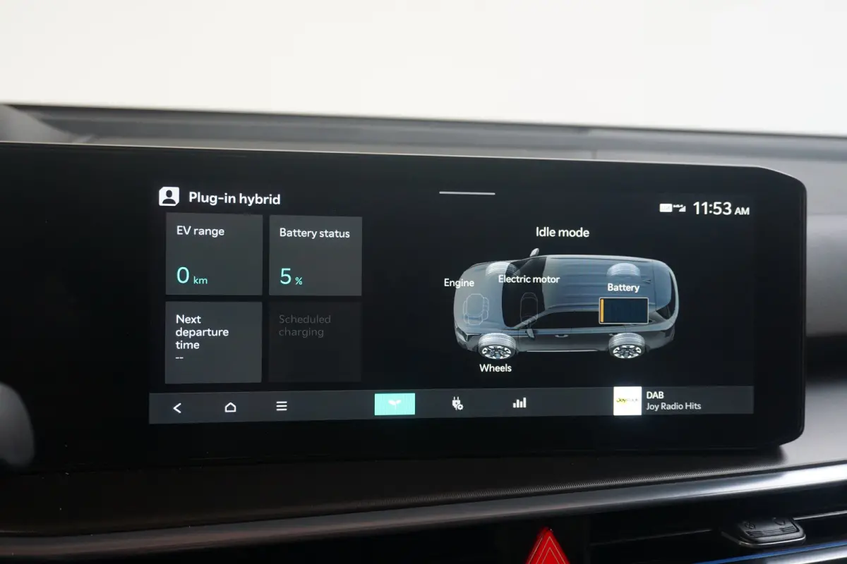1.6 T-GDi Plug-in Hybrid 4WD ExecutiveLine 7-Persoons | 100% SoH | Trekhaak Afneembaar | Full Options | | Achterbank verwarmd | Achteruitrijcamera | Audio installatie premium