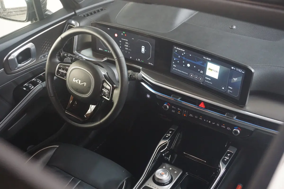 1.6 T-GDi Plug-in Hybrid 4WD ExecutiveLine 7-Persoons | 100% SoH | Trekhaak Afneembaar | Full Options | | Achterbank verwarmd | Achteruitrijcamera | Audio installatie premium