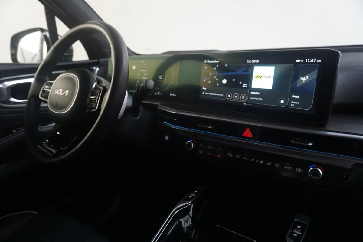 1.6 T-GDi Plug-in Hybrid 4WD ExecutiveLine 7-Persoons | 100% SoH | Trekhaak Afneembaar | Full Options | | Achterbank verwarmd | Achteruitrijcamera | Audio installatie premium