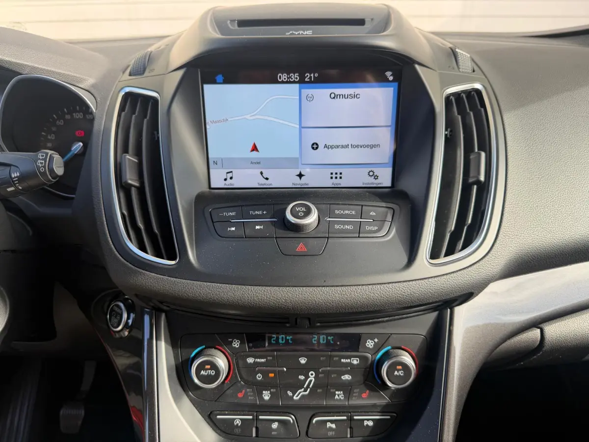 1.0 Titanium/NAVI/CAMERA/PARKS/STOELV/APK/NAP