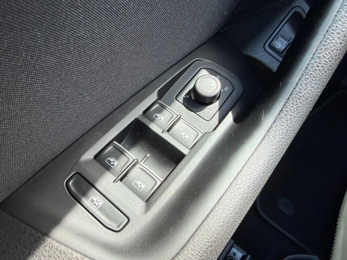 1.4 TSI PHEV GTE * AUTOMAAT * Parkeercamera * Massage * Keyless *