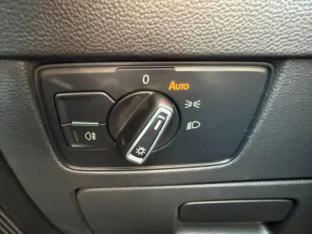 1.4 TSI PHEV GTE * AUTOMAAT * Parkeercamera * Massage * Keyless *