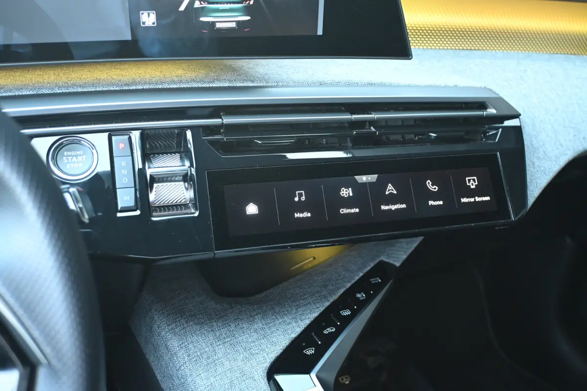 1.2 Hybrid 145 GT | Adaptief Cruise Control  | Keyless-Entry | Stuur/Stoelverwarming | Apple Carplay & Android Auto | Full Led |