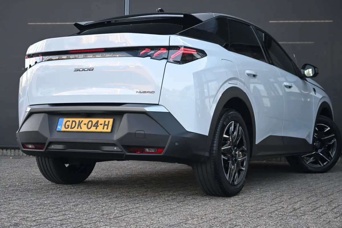 1.2 Hybrid 145 GT | Adaptief Cruise Control  | Keyless-Entry | Stuur/Stoelverwarming | Apple Carplay & Android Auto | Full Led |