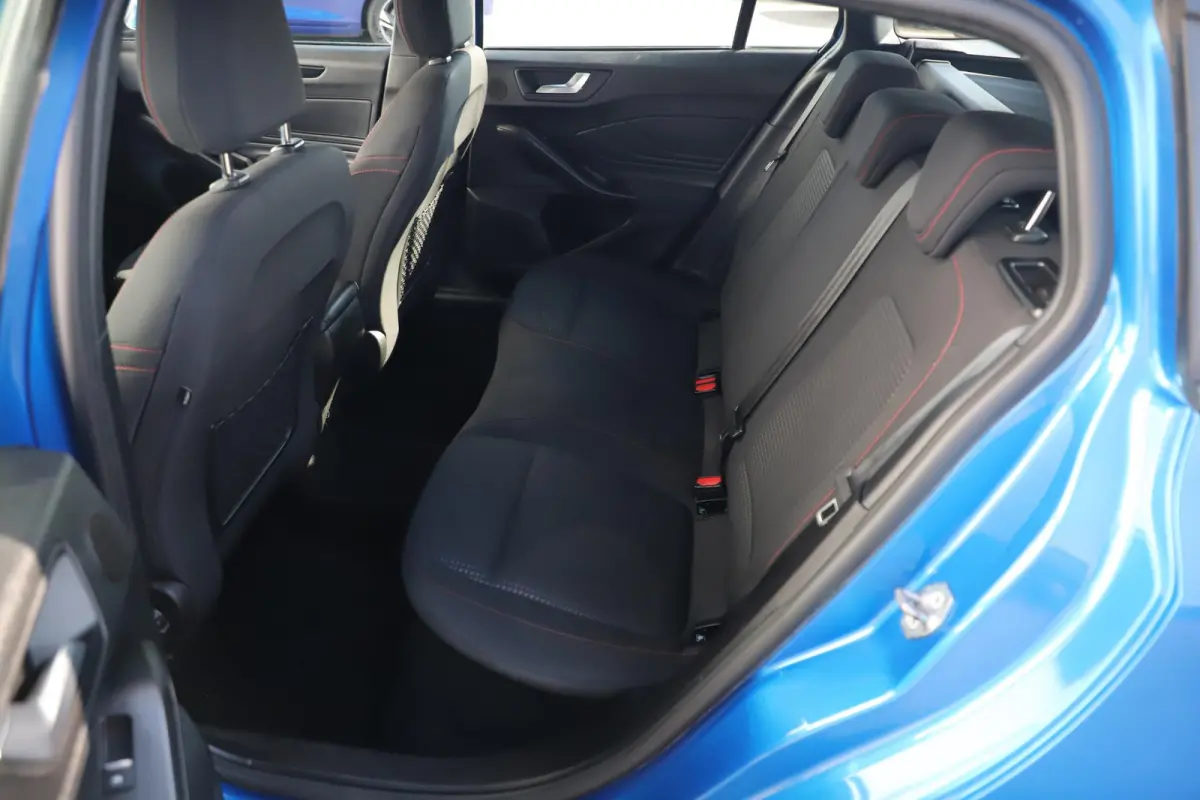 1.0 EcoBoost ST Line Business Navigatie Achteruitrijcamera Winter Pakket Stuur & Stoelverwarming B&O Audio