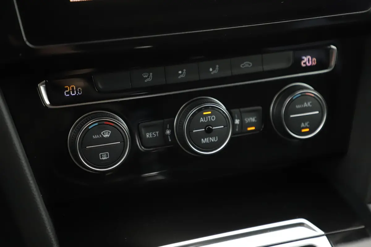 2.0 TDI DSG Automaat 150PK Navigatie Adaptive Cruise Lane Assist Parkeersensoren
