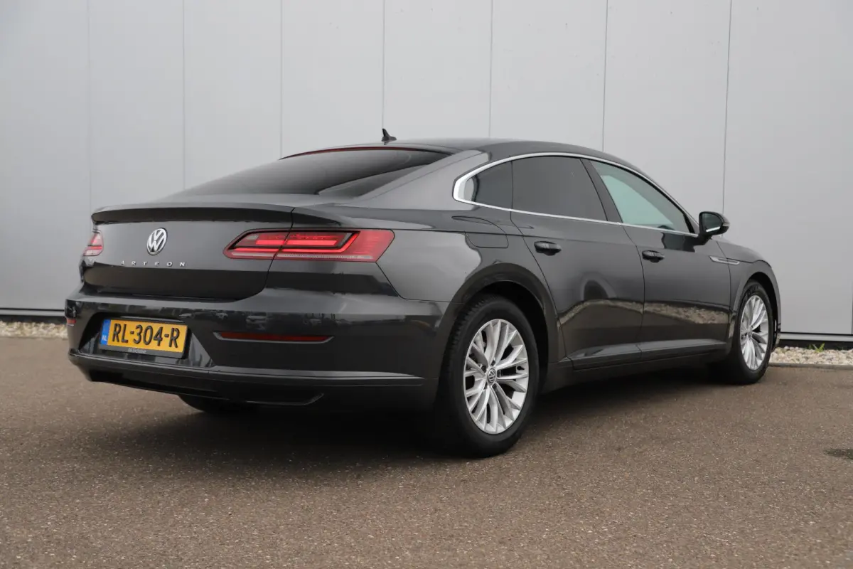 2.0 TDI DSG Automaat 150PK Navigatie Adaptive Cruise Lane Assist Parkeersensoren