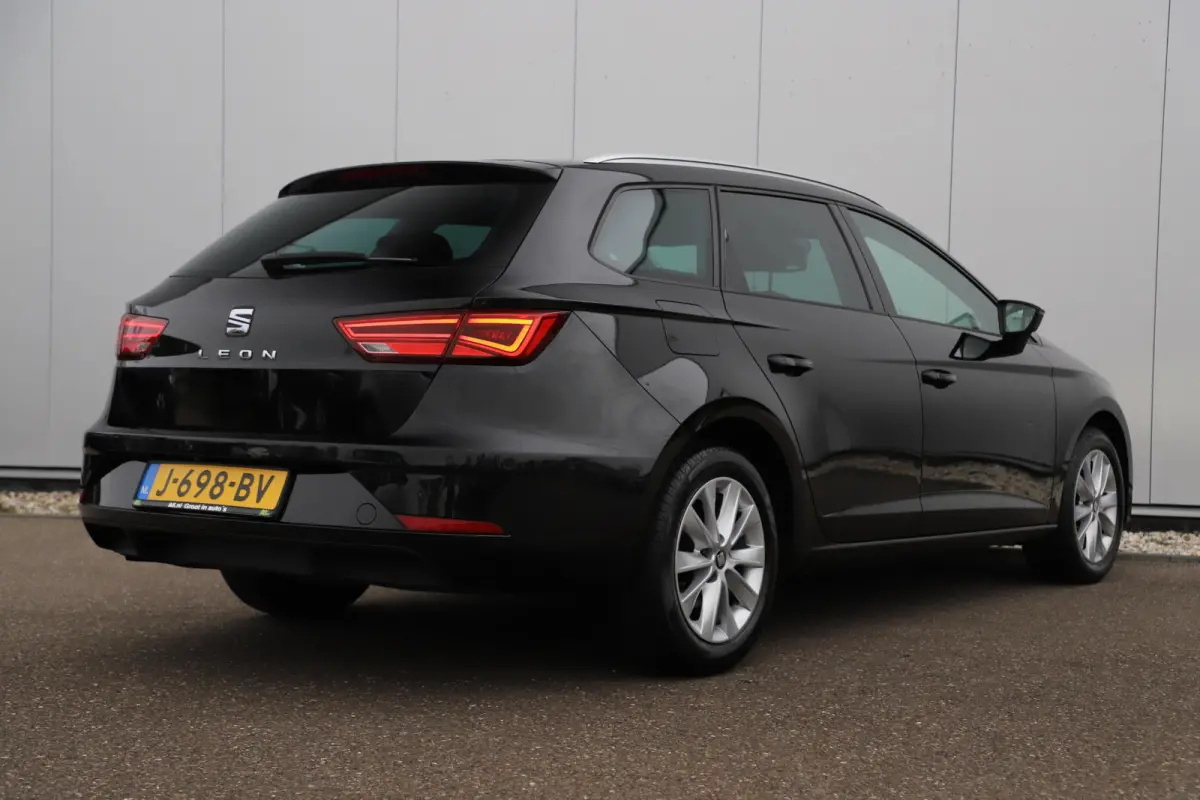 1.0 TSI Style Ultimate Edition Virtual Cockpit Full LED Beats Audio Navigatie Achteruitrijcamera Carplay Android Clima Stoelverwarming Cruise Control Lane Assist