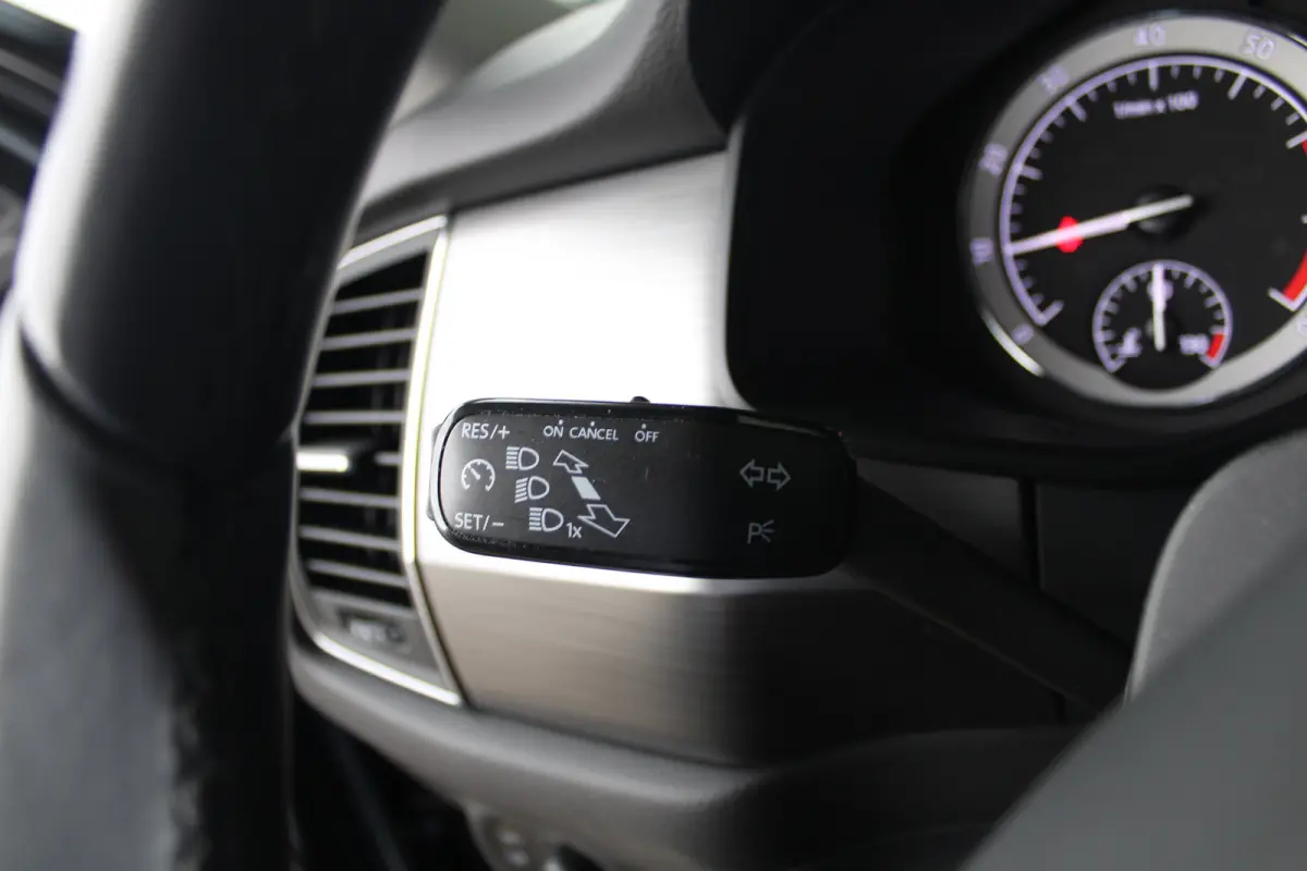 1.5 TSI Ambition Business | Apple Carplay/ Android Auto | Cruise control | LED koplampen | Climate control | Stoelverwarming |