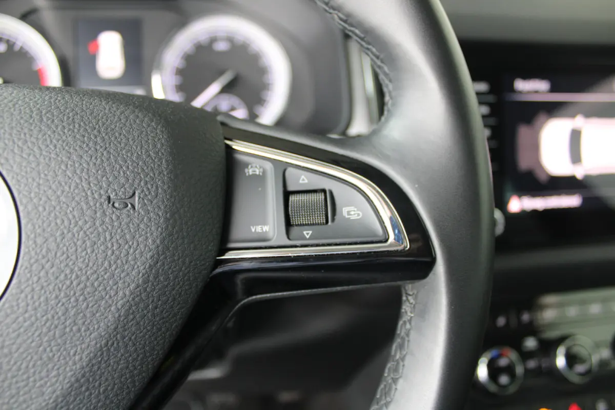 1.5 TSI Ambition Business | Apple Carplay/ Android Auto | Cruise control | LED koplampen | Climate control | Stoelverwarming |
