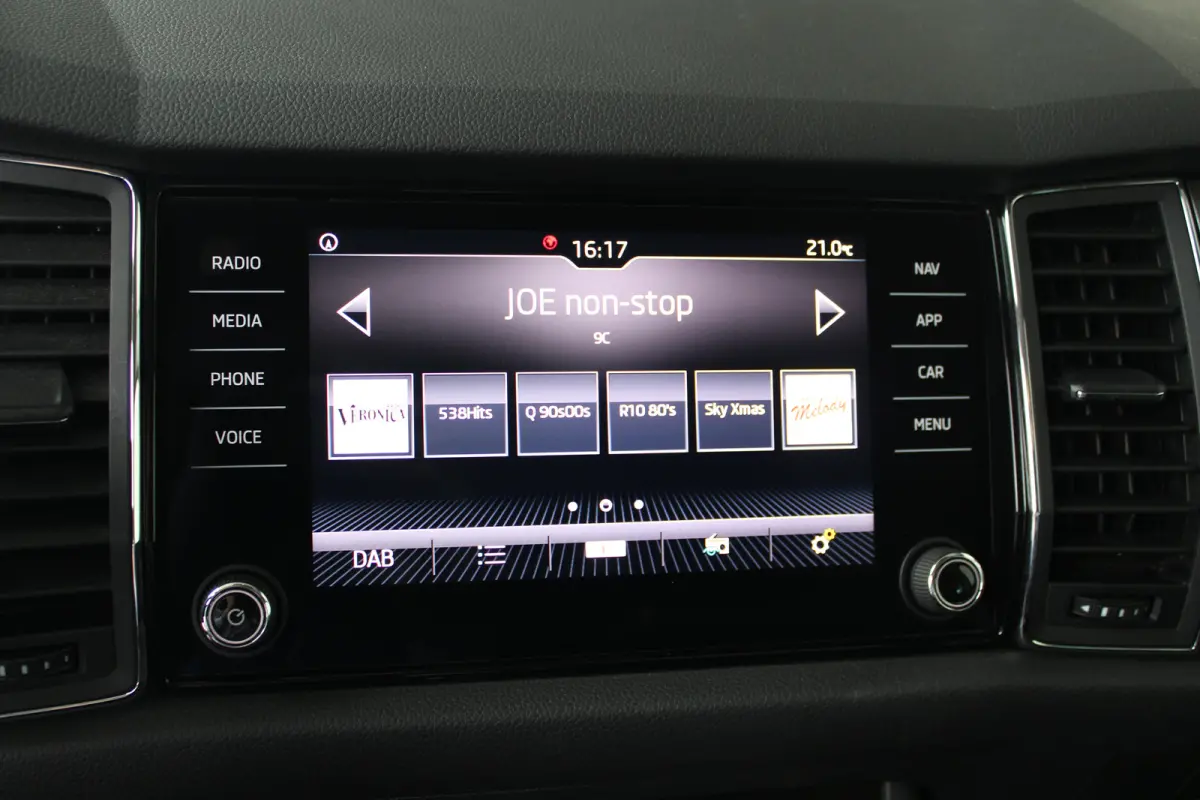 1.5 TSI Ambition Business | Apple Carplay/ Android Auto | Cruise control | LED koplampen | Climate control | Stoelverwarming |
